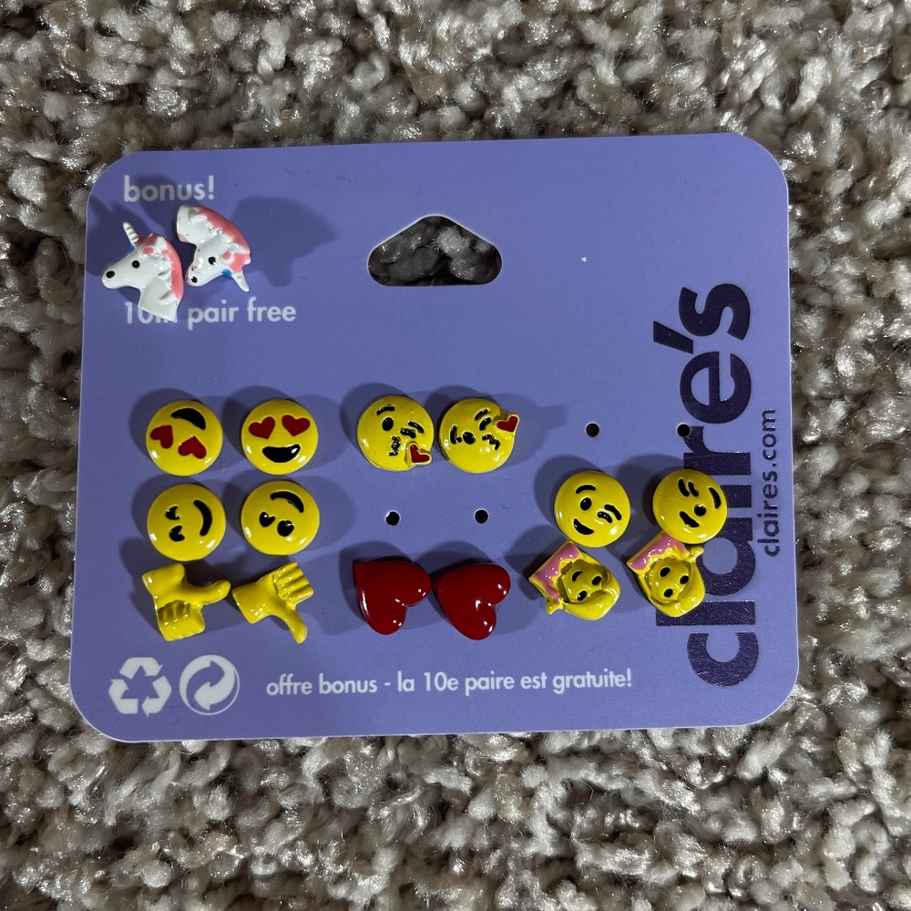 Claire’s Emoji Earrings